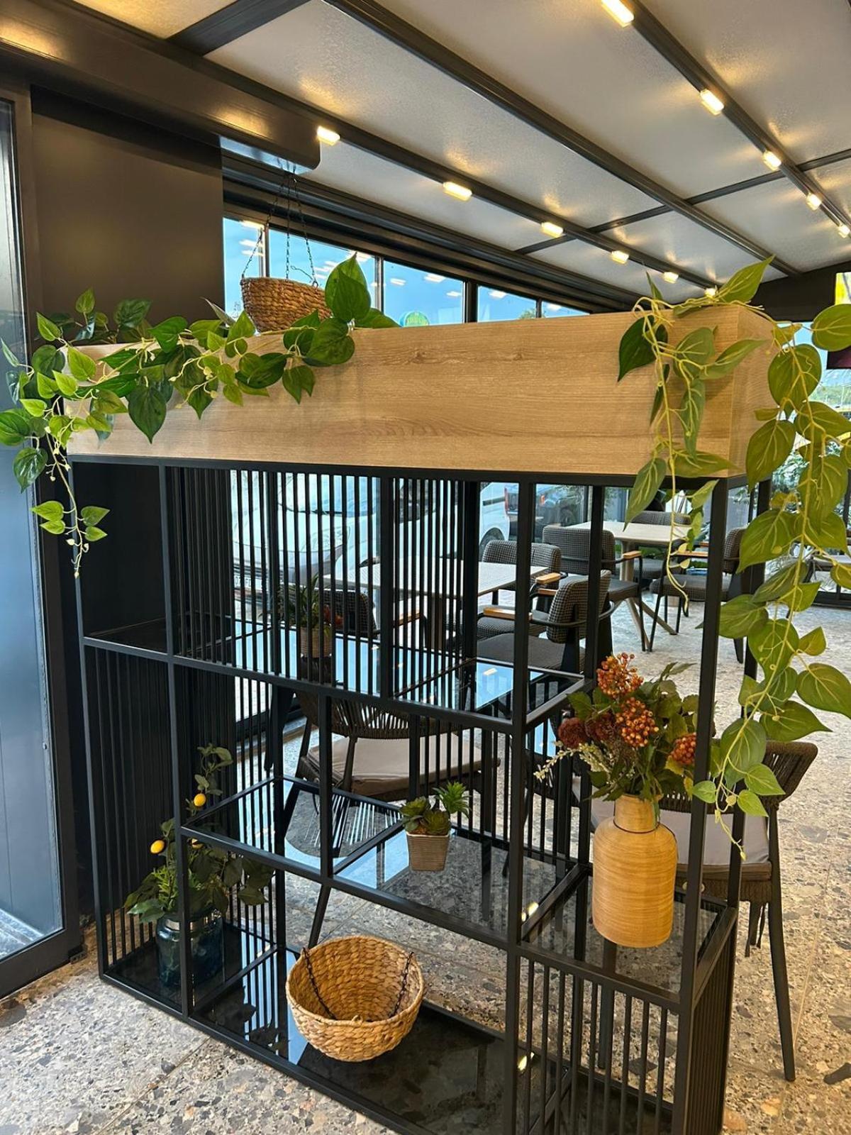 Leaf River Suites Antalya Bagian luar foto